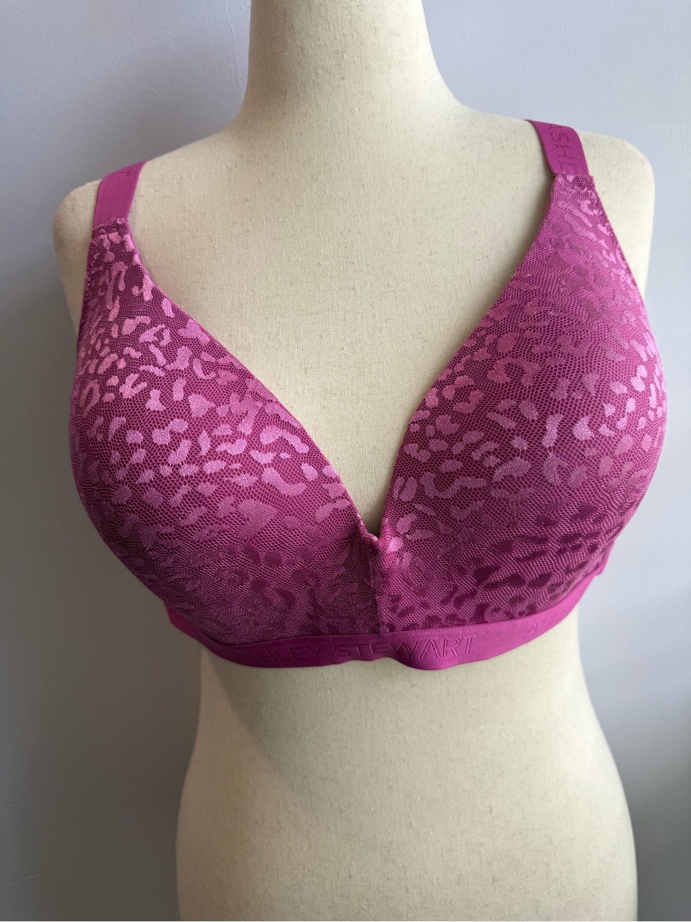 Ashley Stewart Leopard Jacquard Wireless Bra